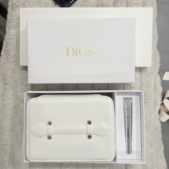 Dior White Capture Totale Set - Picture 5 of 5